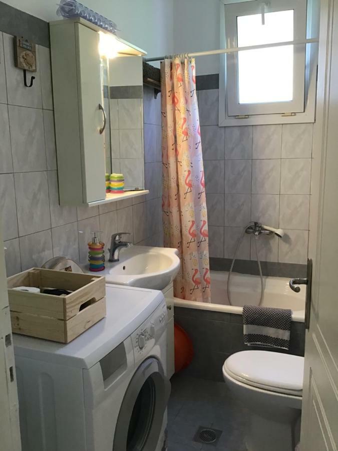 Ourania'S Apartments Kamena Vourla Extérieur photo